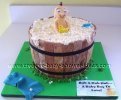 baby in a bathtub shower cake