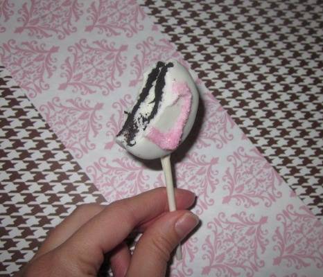 white and pink heart oreo cookie pops