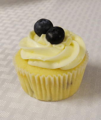 lemon blueberry baby shower cupcakes