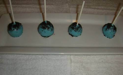 blue oreo cake pop