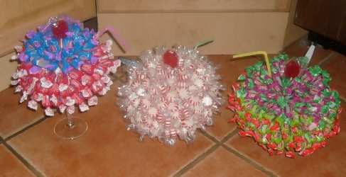 3 candy bouquet sundaes red and blue, red and white and green and blue