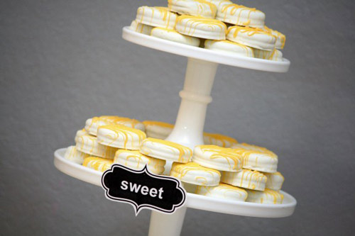 white and yellow chocolate covered oreos