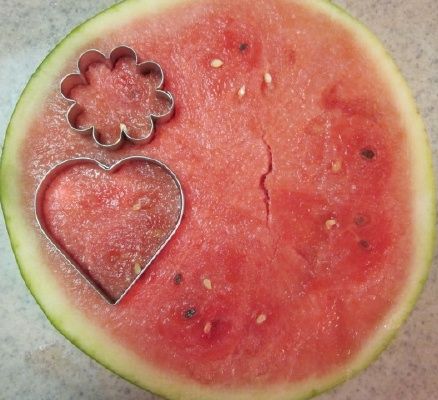 cut watermelon with cookie cutter shapes