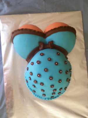 blue pregnant belly dress with chocolate bows baby cake