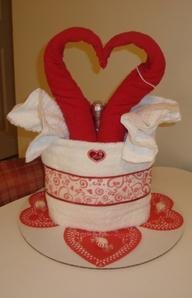valentine towel cake