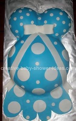 polka dot baby bump cake